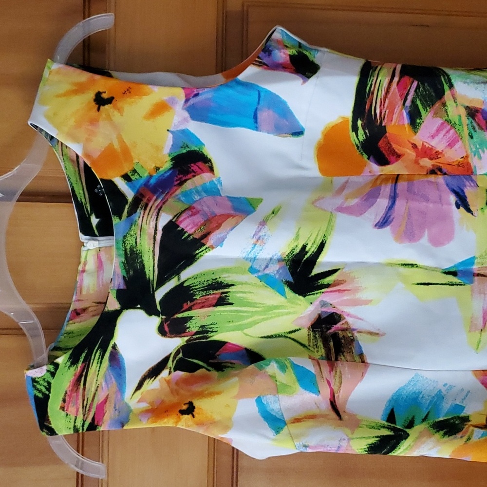 Ronni Nicole Floral Resort Dress Size Womans 10P - Picture 6 of 10